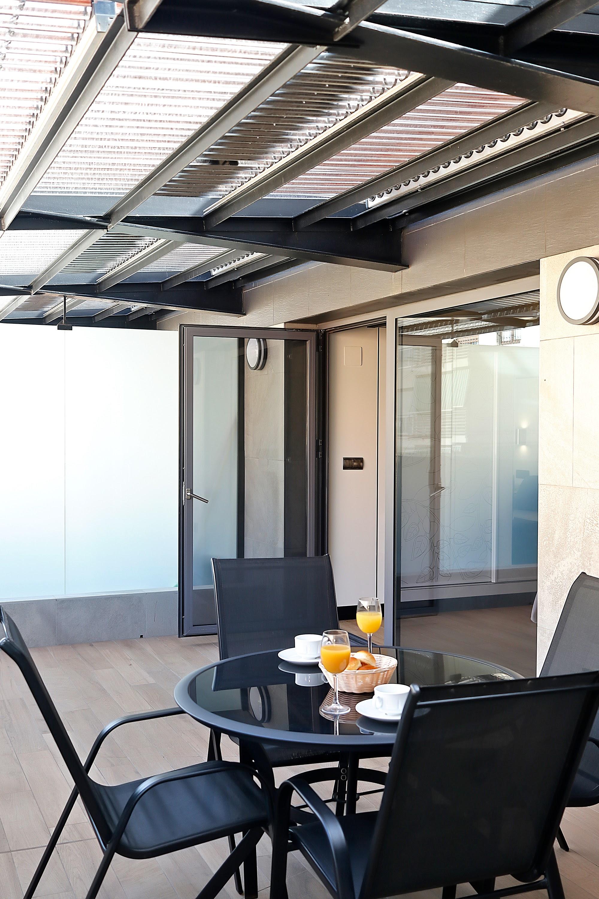 Apartamentos Suites Oficentro Deluxe Málaga Exteriör bild