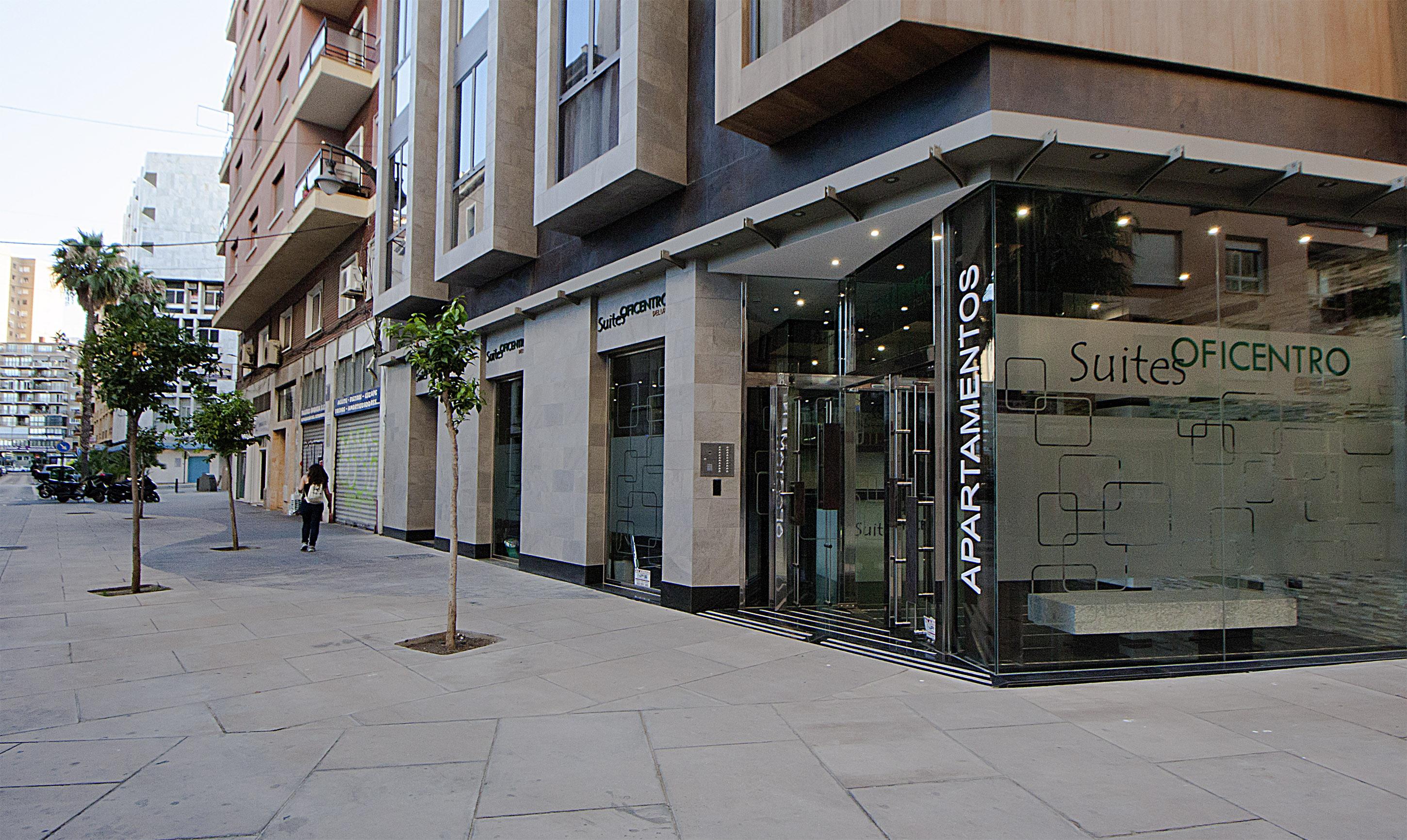 Apartamentos Suites Oficentro Deluxe Málaga Exteriör bild