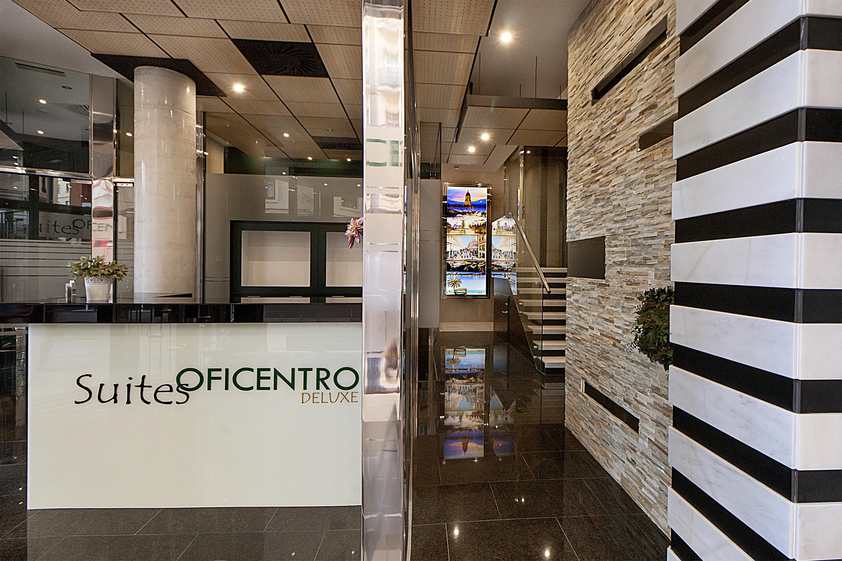 Apartamentos Suites Oficentro Deluxe Málaga Exteriör bild