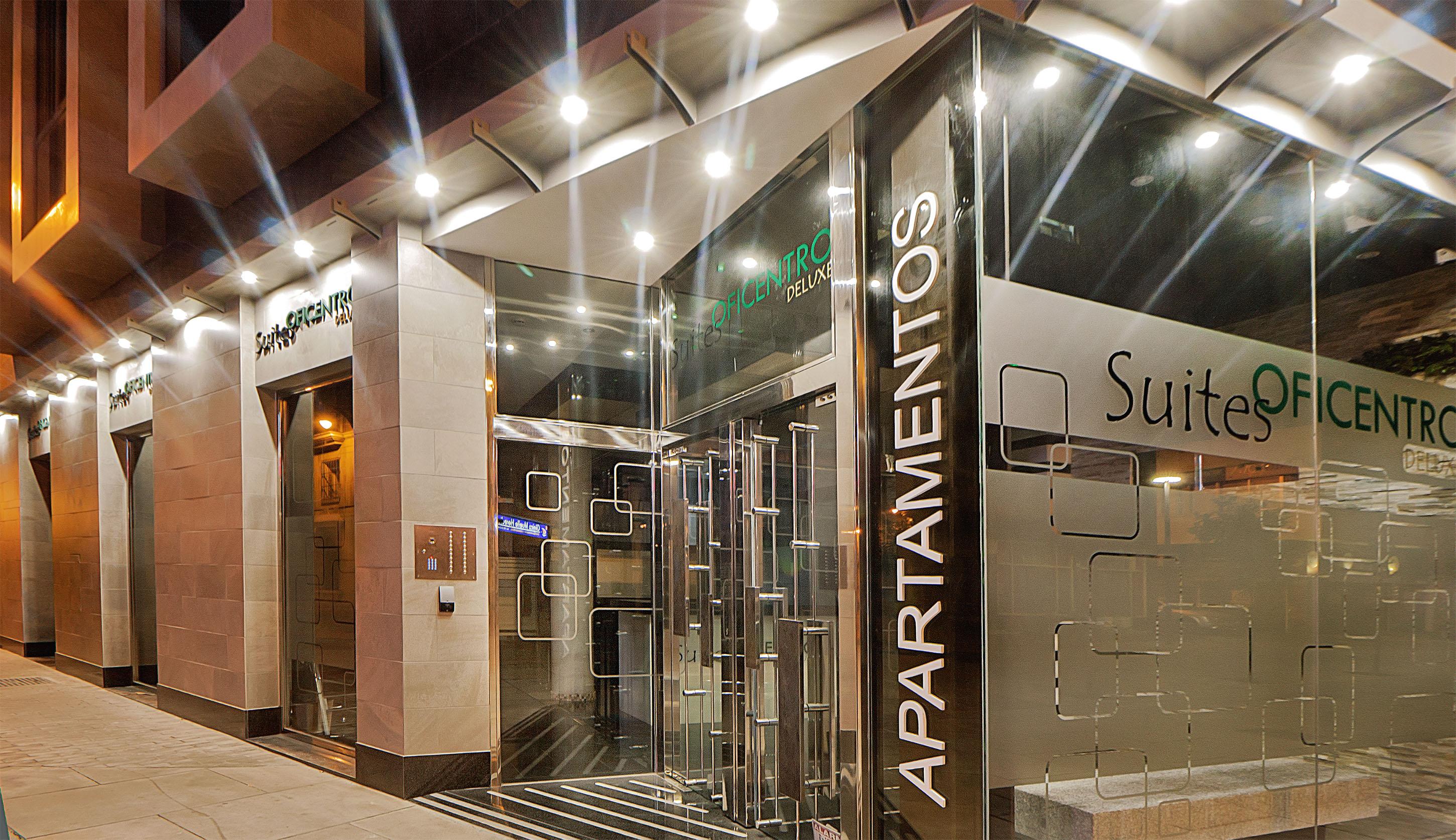 Apartamentos Suites Oficentro Deluxe Málaga Exteriör bild