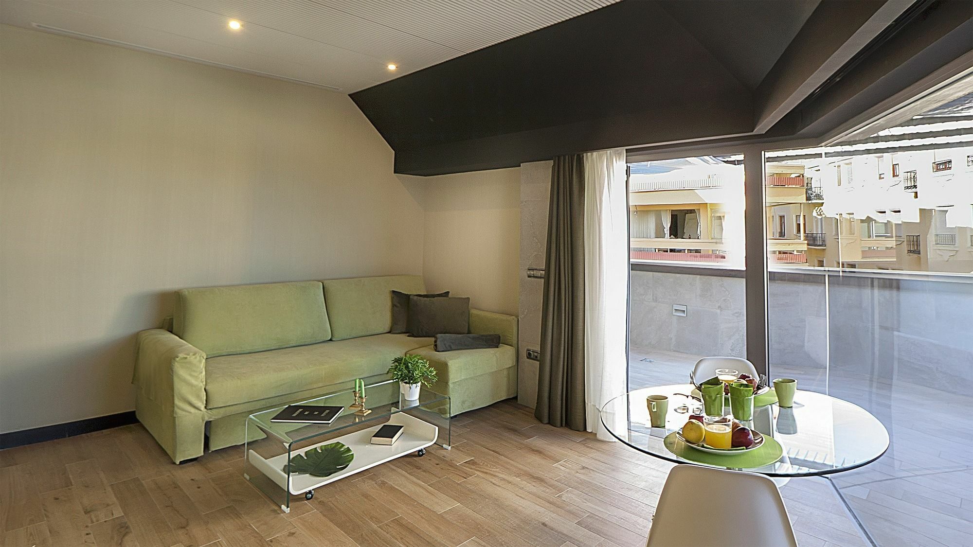 Apartamentos Suites Oficentro Deluxe Málaga Exteriör bild